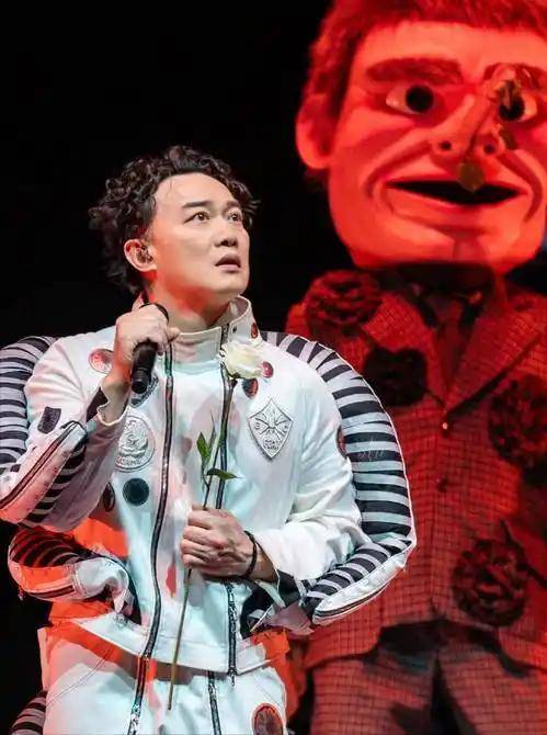 31例死亡XDV疫苗仍有效陈奕迅确诊叫停演唱会香港