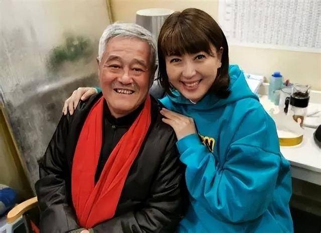 学晶再迎2大噩耗何庆魁也被牵连这下麻烦大了！不到48小时闫(图2)